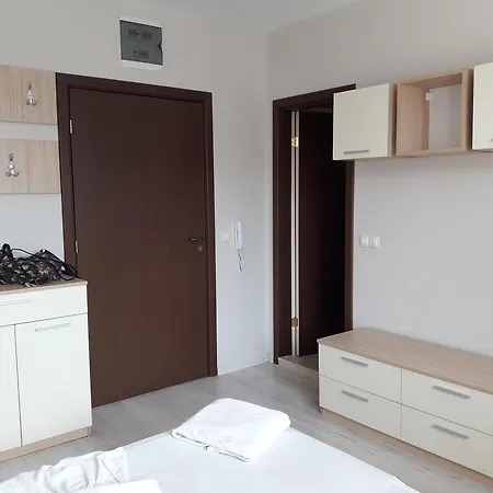 Stella Udacha & Napospart